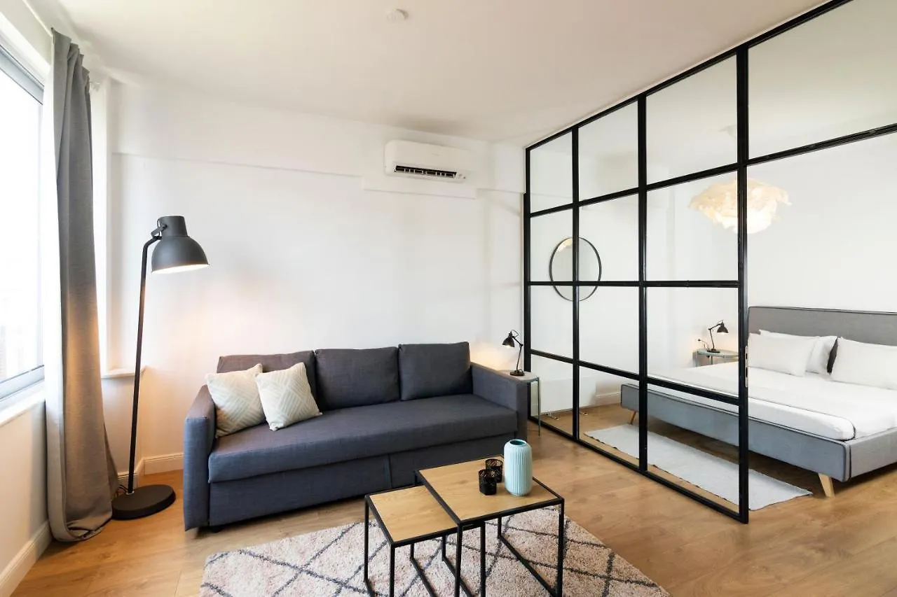 F & B Collection - Close To Aristotelous Sq location